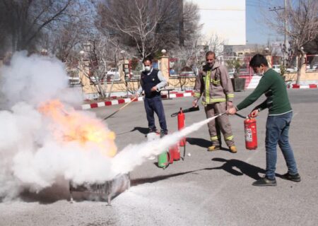 اسماعیلی احمدی: برنامه‌ریزی شهرداری زرین شهر برای کاهش آسیب‌های چهارشنبه سوری