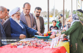 نمایشگاه صنایع دستی و مشاغل خانگی در چمگردان