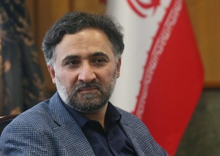 دهقانی فیروزآبادی: ایران یکی از توانمندترین کشورها در حوزه پزشکی، دارو و درمان است