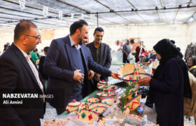 بازدید فرماندار شهرستان لنجان از سومین جشنواره بِه باغبادران